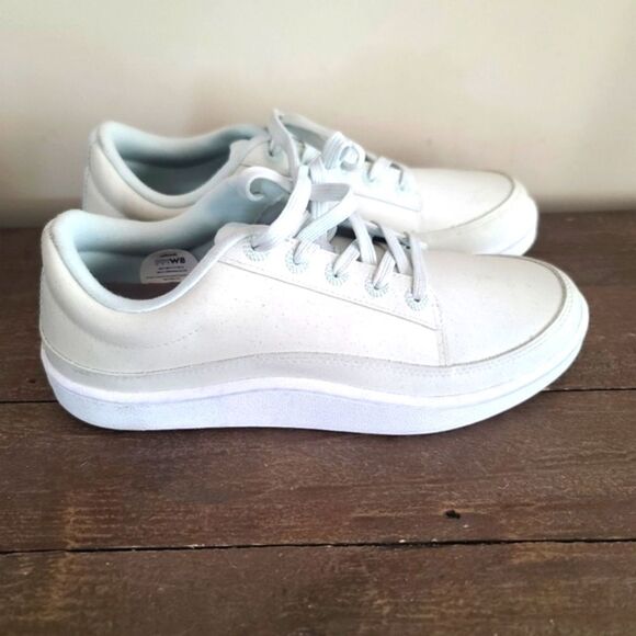 ALLBIRDS Women's Plant Pacer Sneaker in Mint Green NEW - Picture 3 of 6